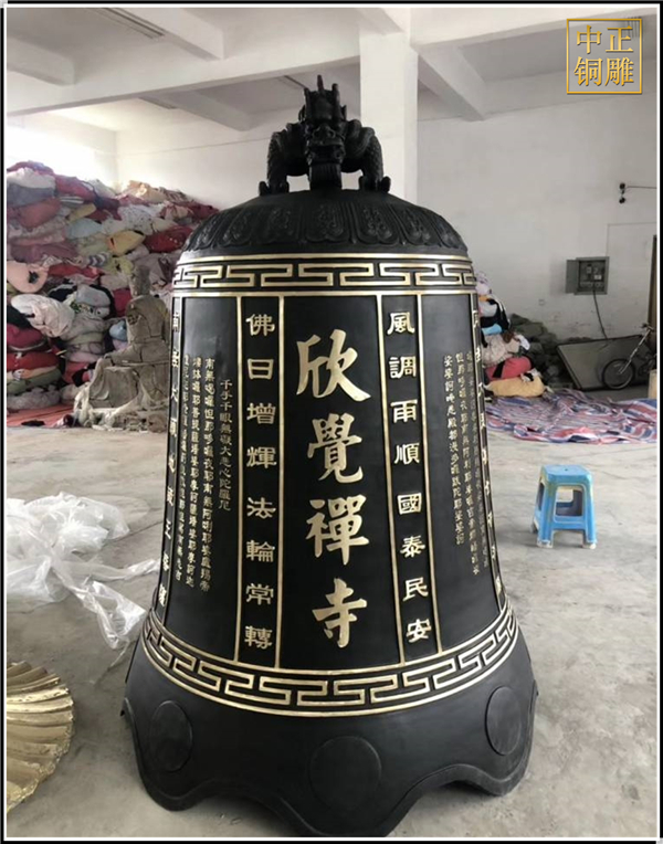寺廟銅制大鐘