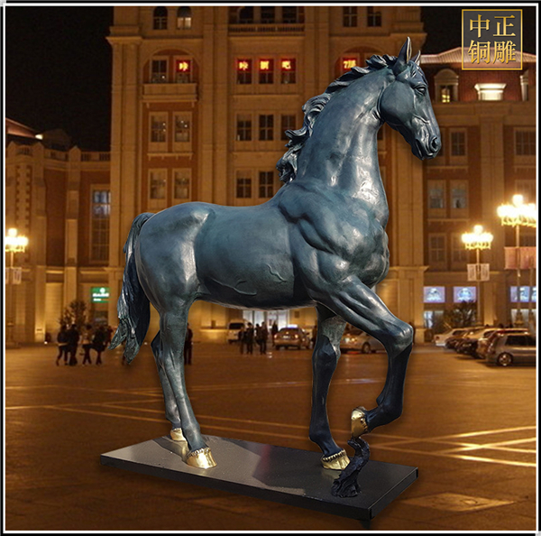 室外大型銅飛馬雕塑.jpg 室外大型銅飛馬雕塑.jpg