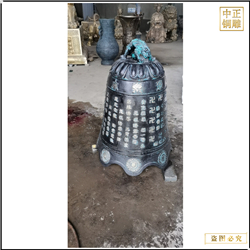 風景區祈福銅鐘