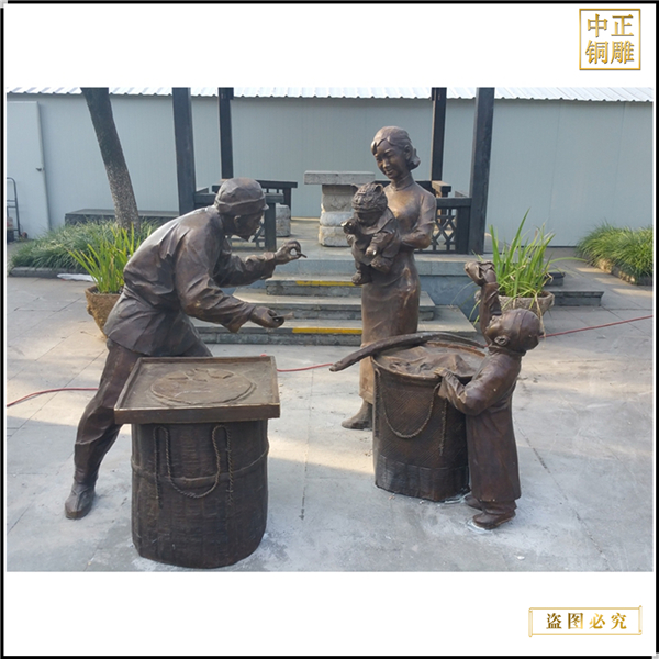 逗孩子人物銅雕塑制作
