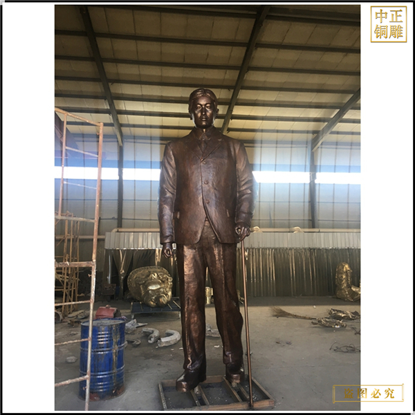 7室外大型熊希齡雕塑鑄造.jpg