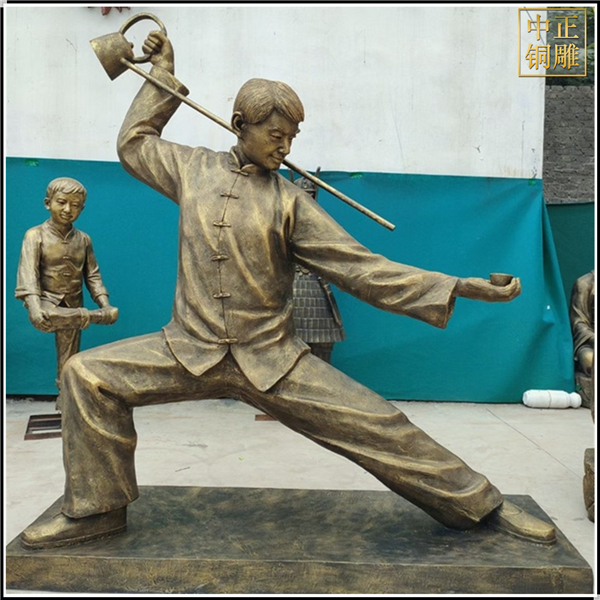 倒茶人物銅雕塑