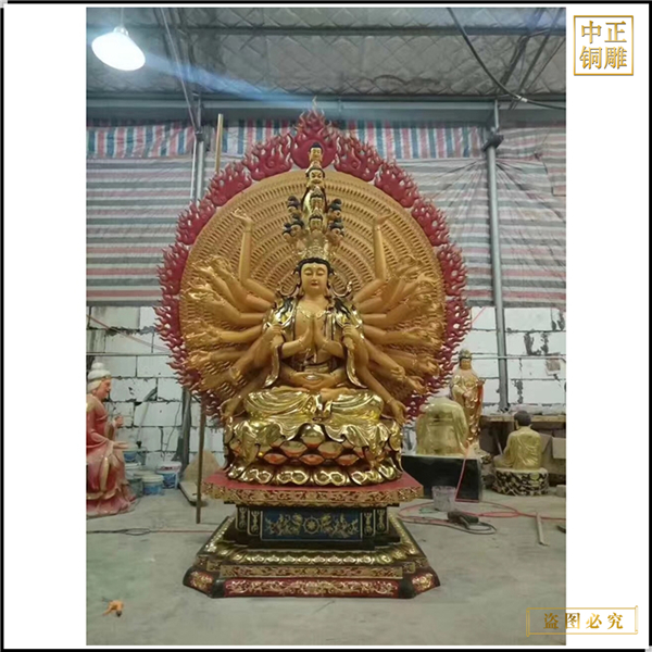 千手千眼觀音雕塑