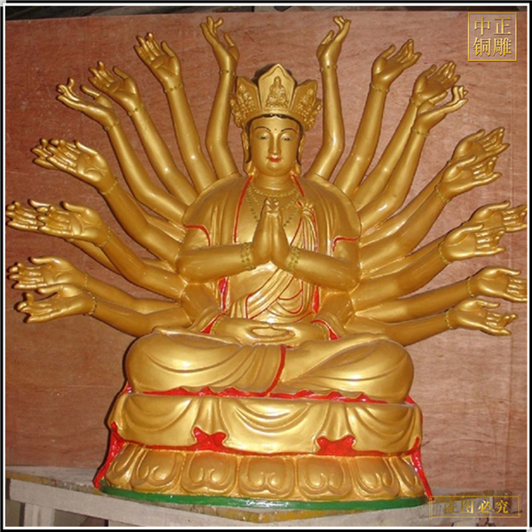 寺院千手觀音菩薩神像